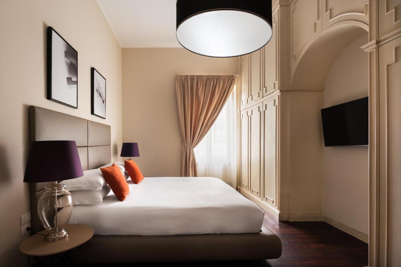 Caracciolo 13 Rooftop & Suites Naples Exterior photo