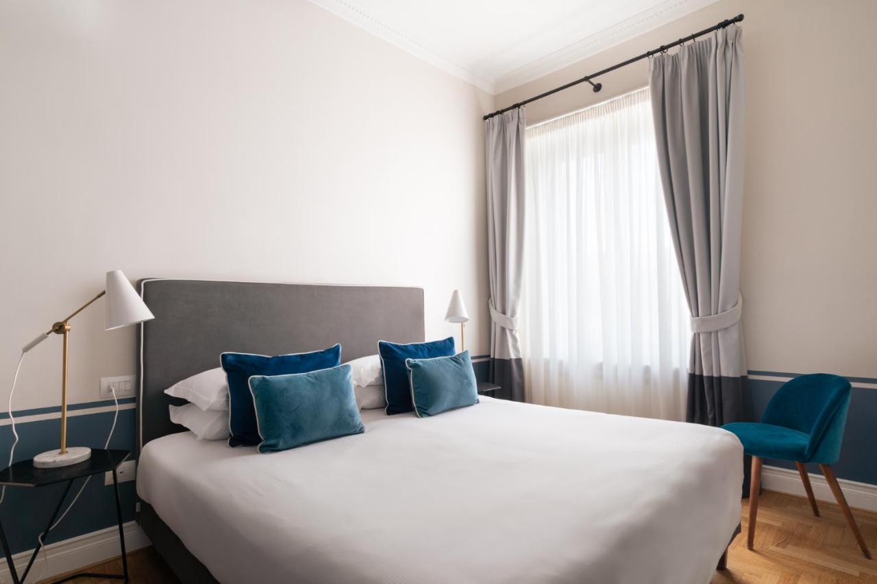Caracciolo 13 Rooftop & Suites Naples Exterior photo